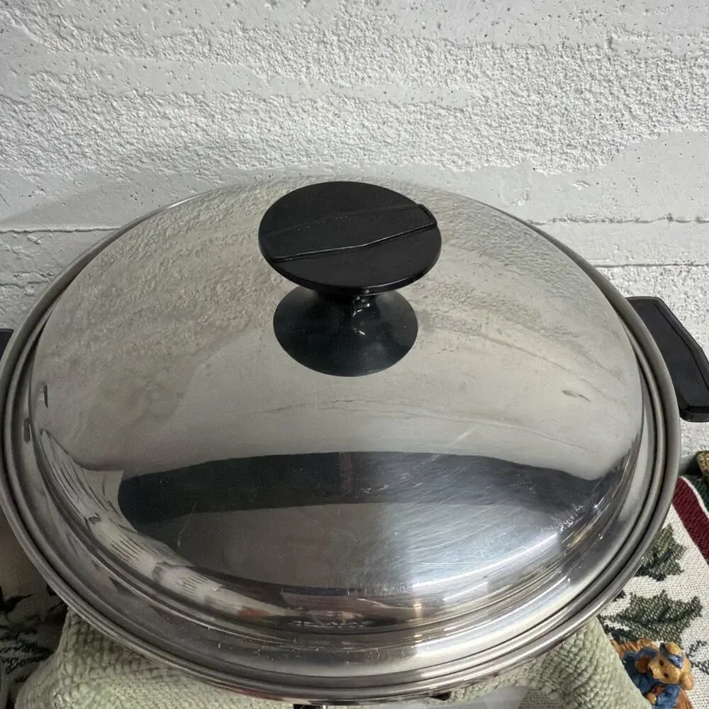 Table Chef heats electric chef